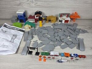 DRIVEN By Battat - Build-A-City Pocket Series Miniature Playset Diorama SU4